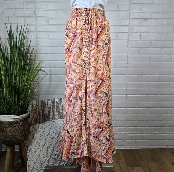 willow & root Dresses & Skirts - Willow and Root Floral Paisley Patchwork Print Maxi High Low Flutter Skirt Large